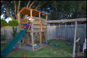 DIY Kids Fort made with old fence