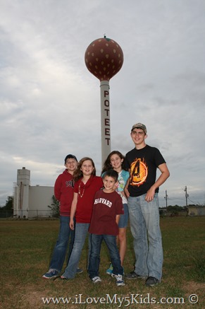 World's Largest Strawberry loving5kids